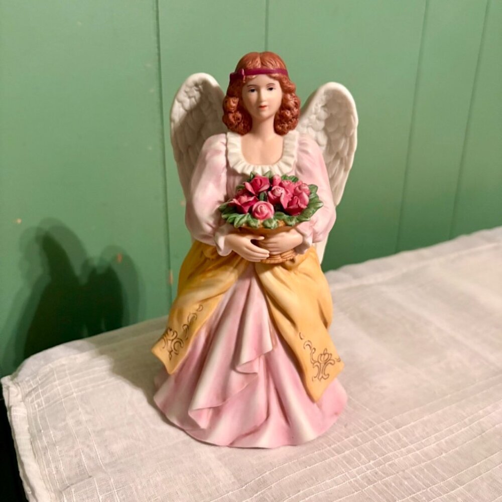 VINTAGE HOMCO #8806 Home Interiors Porcelain Angel With Roses Basket Figurine